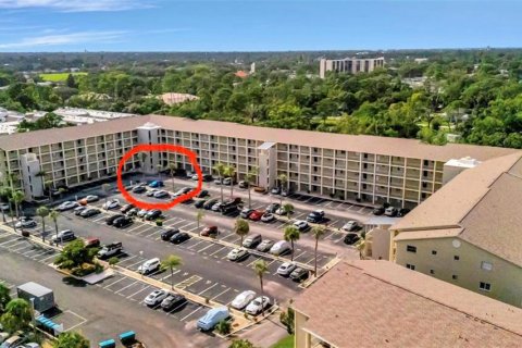 Condo in Bradenton, Florida, 2 bedrooms № 2145186 - photo 3