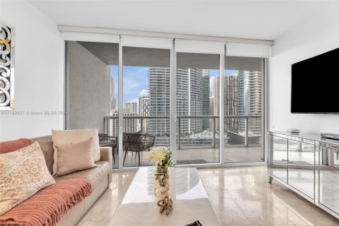 Condominio en venta en Miami, Florida, 1 dormitorio, 73.39 m2 № 1933856 - foto 9
