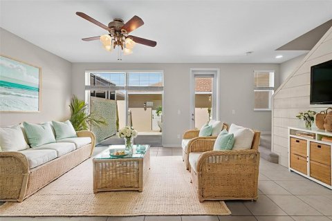 Adosado en alquiler en Parrish, Florida, 3 dormitorios, 151.24 m2 № 1849595 - foto 15