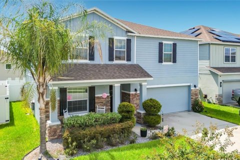 House in Davenport, Florida 4 bedrooms, 255.95 sq.m. № 2393795 - photo 3