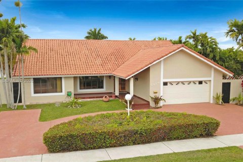 Villa ou maison à Miami, Floride 3 chambres, 270.35 m2 № 2022240