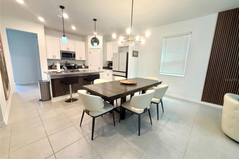 Villa ou maison à louer à Kissimmee, Floride: 4 chambres, 189.89 m2 № 2096914 - photo 18