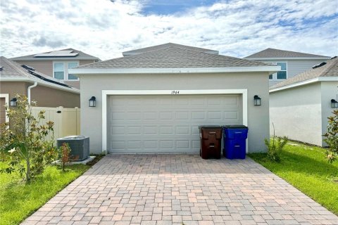 Villa ou maison à louer à Kissimmee, Floride: 4 chambres, 189.89 m2 № 2096914 - photo 9