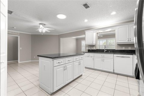 Villa ou maison à vendre à Ocala, Floride: 2 chambres, 177.54 m2 № 2229289 - photo 12