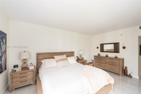 Copropriété à louer à Miami, Floride: 2 chambres, 114.18 m2 № 1999573 - photo 16