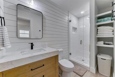 Casa en alquiler en Sarasota, Florida, 4 dormitorios, 198.25 m2 № 1912882 - foto 23