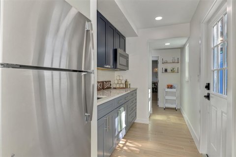 Casa en alquiler en Sarasota, Florida, 4 dormitorios, 198.25 m2 № 1912882 - foto 26