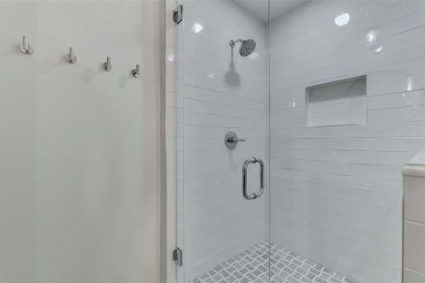 Casa en alquiler en Sarasota, Florida, 4 dormitorios, 198.25 m2 № 1912882 - foto 20