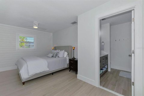 Casa en alquiler en Sarasota, Florida, 4 dormitorios, 198.25 m2 № 1912882 - foto 16