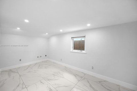 Villa ou maison à vendre à Dania Beach, Floride: 4 chambres, 104.98 m2 № 1920662 - photo 9