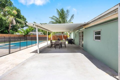 Villa ou maison à vendre à Dania Beach, Floride: 4 chambres, 104.98 m2 № 1920662 - photo 21