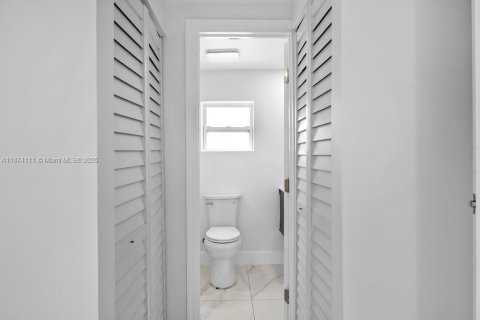 Villa ou maison à vendre à Dania Beach, Floride: 4 chambres, 104.98 m2 № 1920662 - photo 10