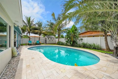 Casa en alquiler en Pompano Beach, Florida, 3 dormitorios, 96.34 m2 № 2066941 - foto 14