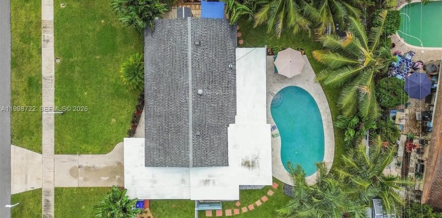 Casa en Pompano Beach, Florida 3 dormitorios, 96.34 m2 № 2066941