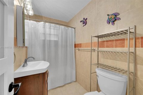Casa en alquiler en Pompano Beach, Florida, 3 dormitorios, 96.34 m2 № 2066941 - foto 17