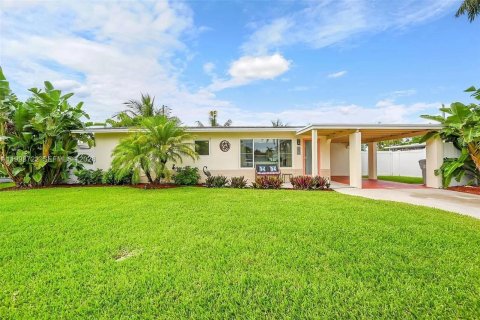 Casa en alquiler en Pompano Beach, Florida, 3 dormitorios, 96.34 m2 № 2066941 - foto 3