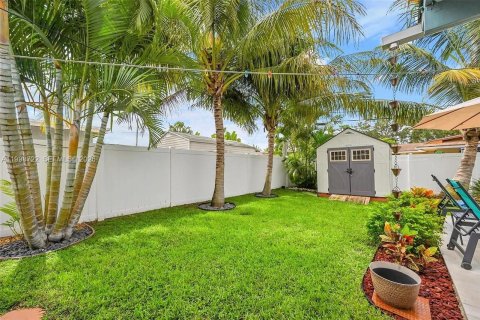 Casa en alquiler en Pompano Beach, Florida, 3 dormitorios, 96.34 m2 № 2066941 - foto 9