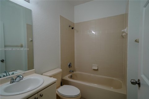 Condo in Homestead, Florida, 3 bedrooms № 2051753 - photo 6