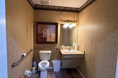 Immobilier commercial à louer à Tampa, Floride: 296.27 m2 № 2104308 - photo 7