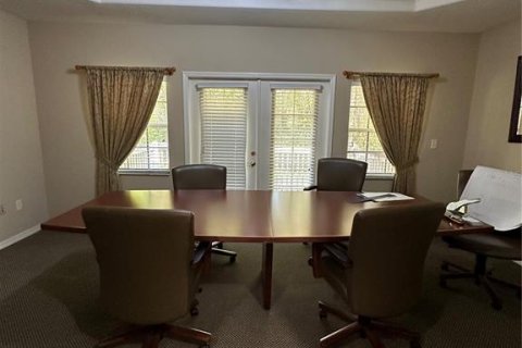 Immobilier commercial à louer à Tampa, Floride: 296.27 m2 № 2104308 - photo 6