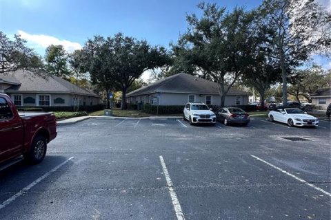 Immobilier commercial à louer à Tampa, Floride: 296.27 m2 № 2104308 - photo 17