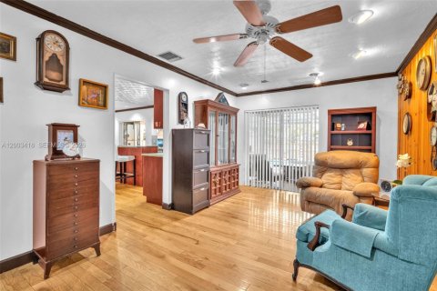 House in Hollywood, Florida 4 bedrooms № 2066887 - photo 17