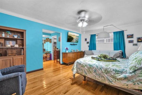 House in Hollywood, Florida 4 bedrooms № 2066887 - photo 19