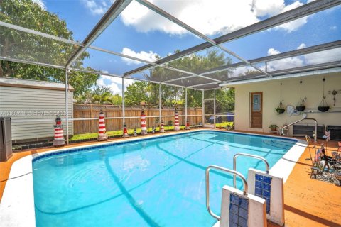 House in Hollywood, Florida 4 bedrooms № 2066887 - photo 29