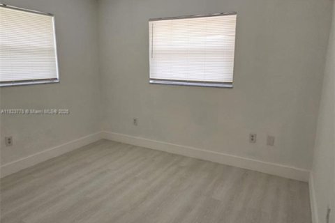 Купить кондоминиум в Хайалиа, Флорида 2 спальни, 77.02м2, № 2015303 - фото 20