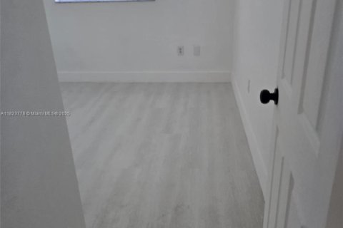 Купить кондоминиум в Хайалиа, Флорида 2 спальни, 77.02м2, № 2015303 - фото 11