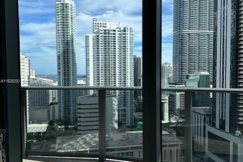 Снять в аренду кондоминиум в Майами, Флорида 2 спальни, 104.14м2, № 1987152 - фото 24