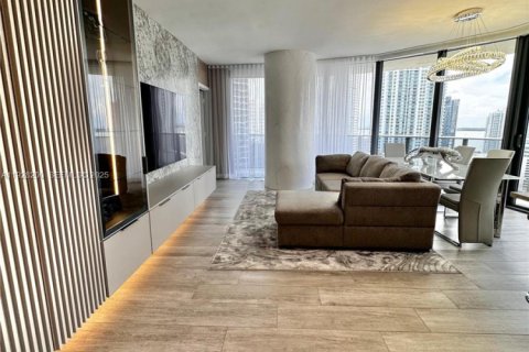 Снять в аренду кондоминиум в Майами, Флорида 2 спальни, 104.14м2, № 1987152 - фото 4