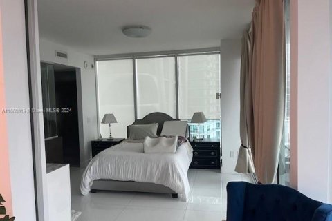 Condominio en venta en Miami, Florida, 2 dormitorios, 104.33 m2 № 1892743 - foto 3