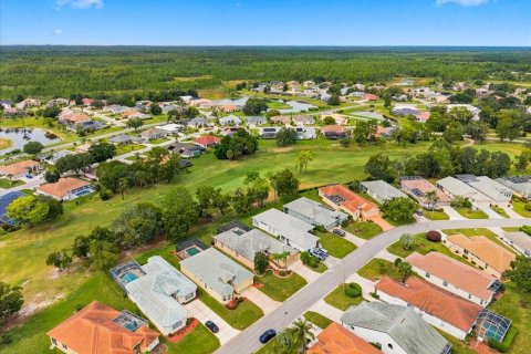Casa en venta en Weeki Wachee, Florida, 3 dormitorios, 208.75 m2 № 2386064 - foto 14