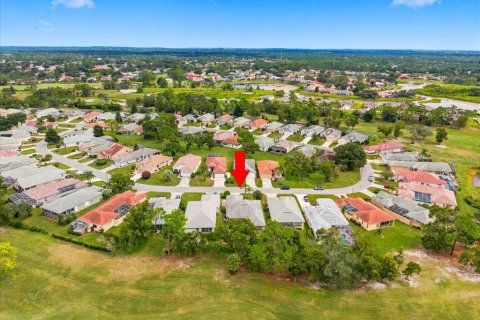Casa en venta en Weeki Wachee, Florida, 3 dormitorios, 208.75 m2 № 2386064 - foto 11