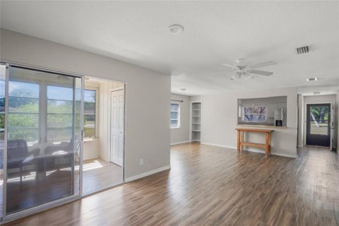 Casa en alquiler en Sarasota, Florida, 2 dormitorios, 109.44 m2 № 1638208 - foto 12