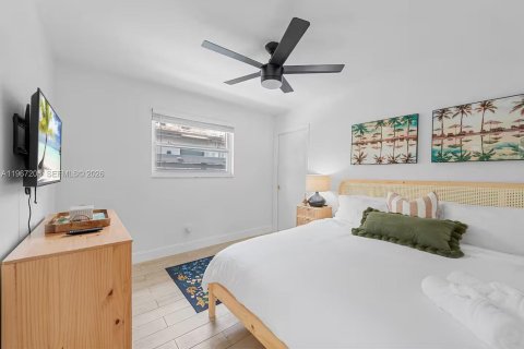 Commercial property in Dania Beach, Florida 176.05 sq.m. № 2031656 - photo 13