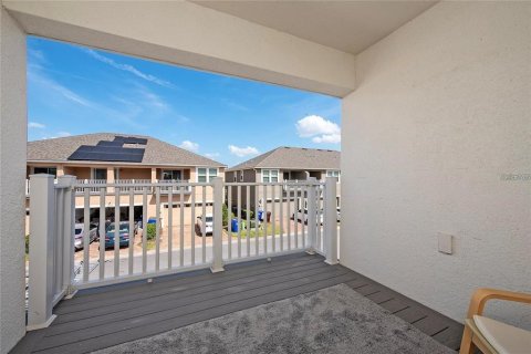 Townhouse in Kissimmee, Florida 3 bedrooms, 148.83 sq.m. № 2107092 - photo 16