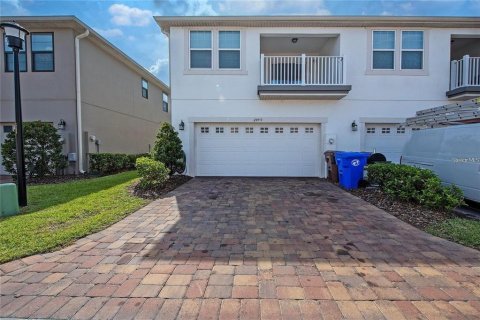Townhouse in Kissimmee, Florida 3 bedrooms, 148.83 sq.m. № 2107092 - photo 17
