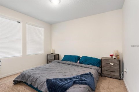 Townhouse in Kissimmee, Florida 3 bedrooms, 148.83 sq.m. № 2107092 - photo 12