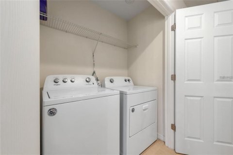 Townhouse in Kissimmee, Florida 3 bedrooms, 148.83 sq.m. № 2107092 - photo 15