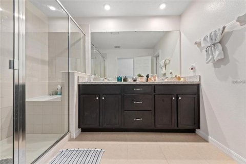 Townhouse in Kissimmee, Florida 3 bedrooms, 148.83 sq.m. № 2107092 - photo 11