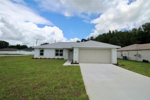 House in Ocala, Florida 3 bedrooms, 134.99 sq.m. № 1807509 - photo 2