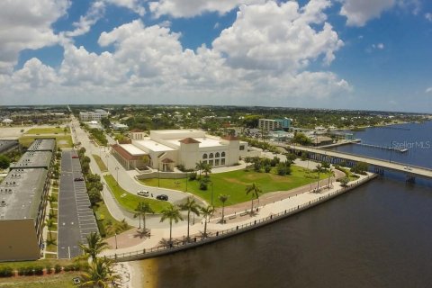 Land in Punta Gorda, Florida № 214614 - photo 17