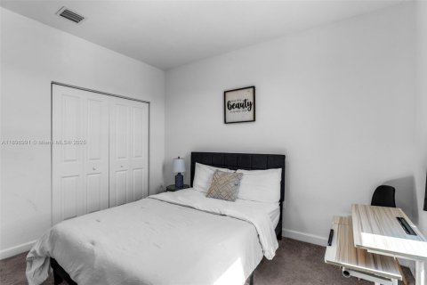 Adosado en venta en Homestead, Florida, 3 dormitorios, 157.47 m2 № 1948432 - foto 30