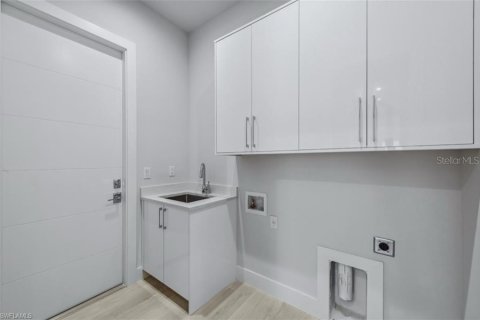 Купить виллу или дом в Нейплс, Флорида 4 комнаты, 222.22м2, № 1827301 - фото 28