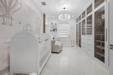 Casa en alquiler en Miami, Florida, 4 dormitorios, 246.66 m2 № 1951993 - foto 16