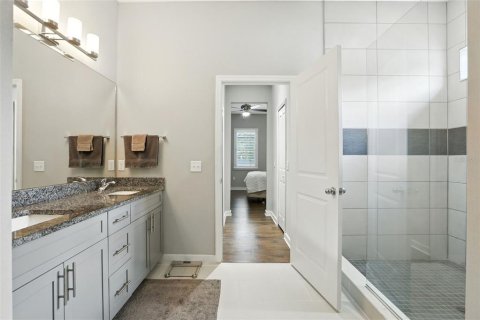 House in Winter Garden, Florida 4 bedrooms, 197.42 sq.m. № 2122318 - photo 22