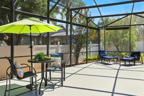 House in Winter Garden, Florida 4 bedrooms, 197.42 sq.m. № 2122318 - photo 4