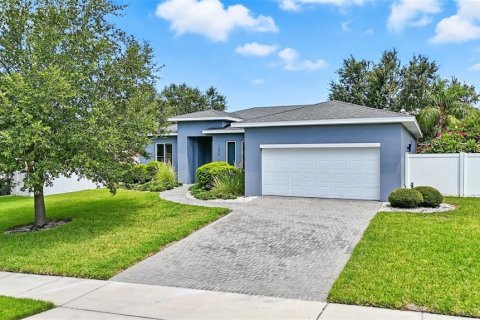 House in Winter Garden, Florida 4 bedrooms, 197.42 sq.m. № 2122318 - photo 3
